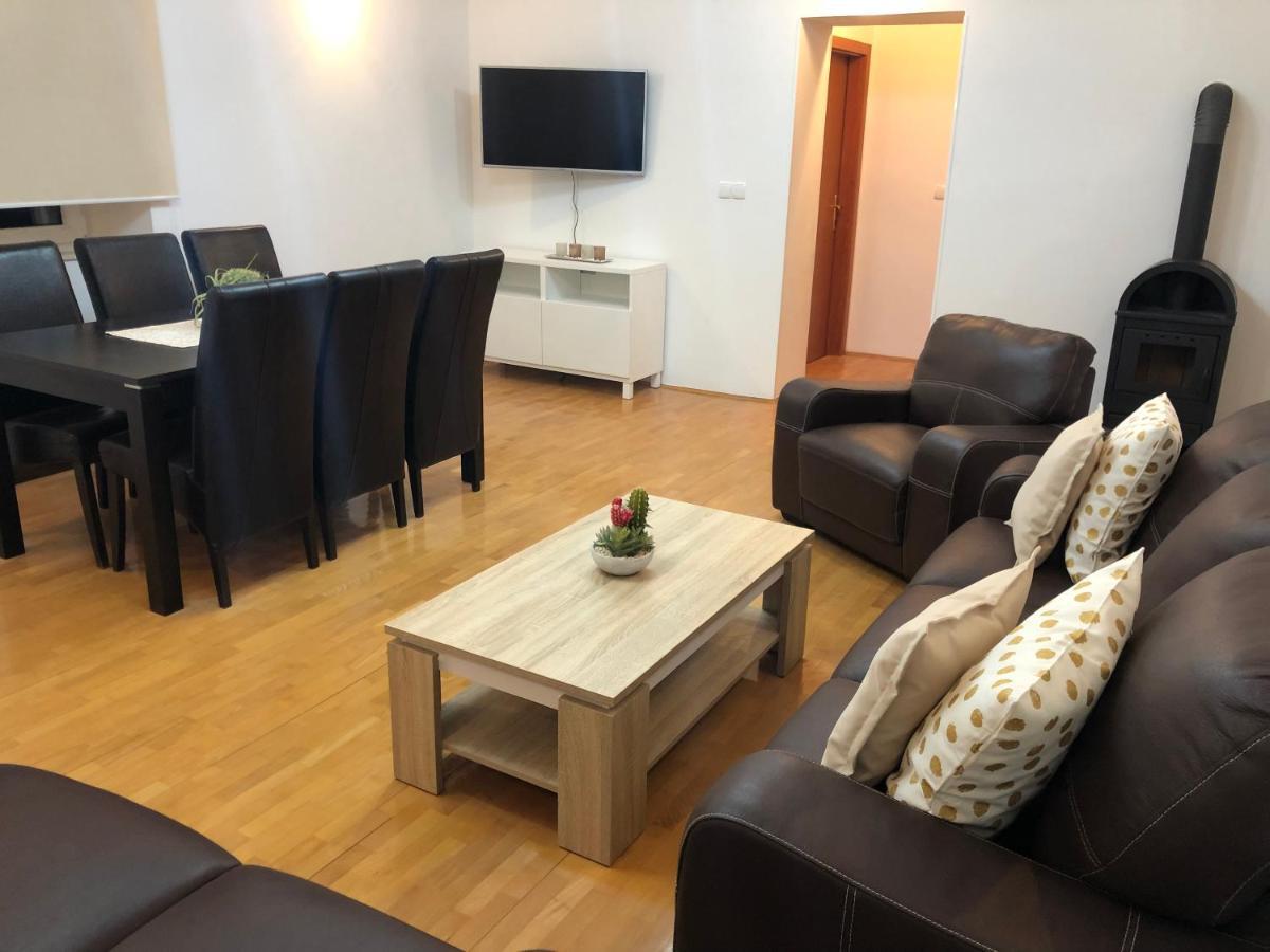 ראב Apartments Ivana Rab מראה חיצוני תמונה